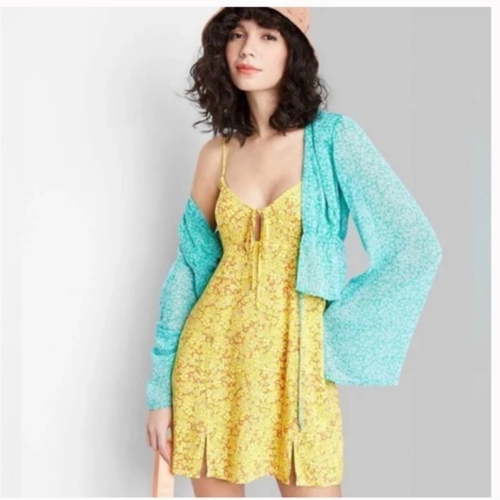 Wild Fable Sleeveless Tie Front Floral dress Yellow Size small